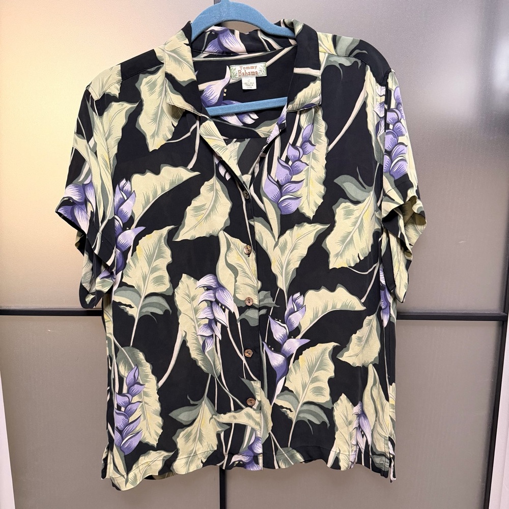 Tommy Bahama 100% Silk Tropical Leaf Blouse Women’s Medium Coastal ResortWear